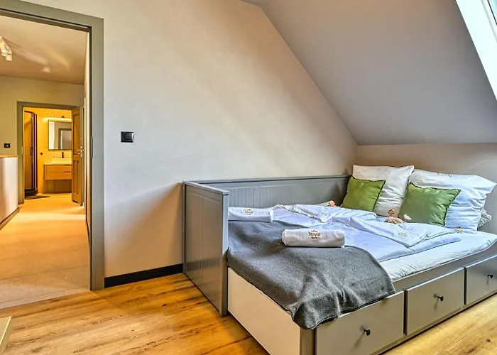 Dom Z Sauna W Gorach Dwa Widoki - By Royal Aparts فيلة *